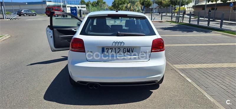 Usado Audi A3 Attraction 140 CV (102 kW) 2009 Blanco Utilitario