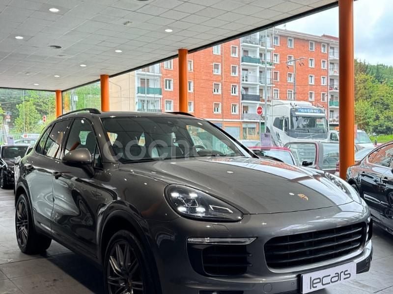Usado Porsche Cayenne S 385 CV (283 kW) 2015 Gris / plata SUV
