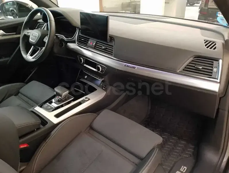 Usado Audi Q5 S-Line 265 CV (194 kW) 2023 Gris / plata SUV