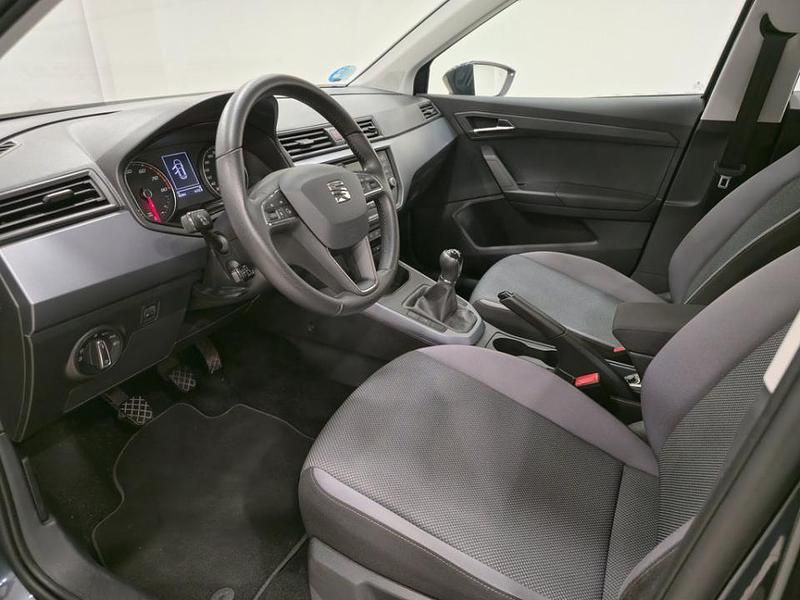 Usado Seat Arona Style 90 CV (66 kW) 2021 Gris / plata SUV