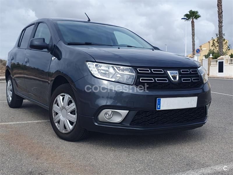 Verde Usado 2019 Dacia Sandero Comfort Berlina | 7500 € (Buen precio) - Imagen 1/4