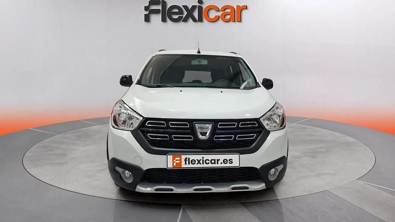 Usado Dacia Lodgy 107 CV (78 kW) 2021 Blanco Monovolumen