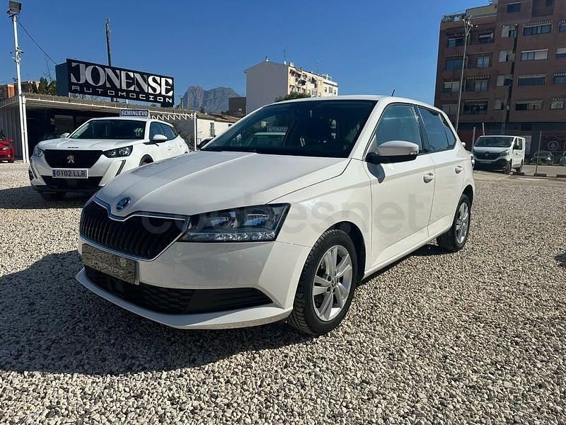 Usado Skoda Fabia Style 95 CV (69 kW) 2019 Blanco Berlina