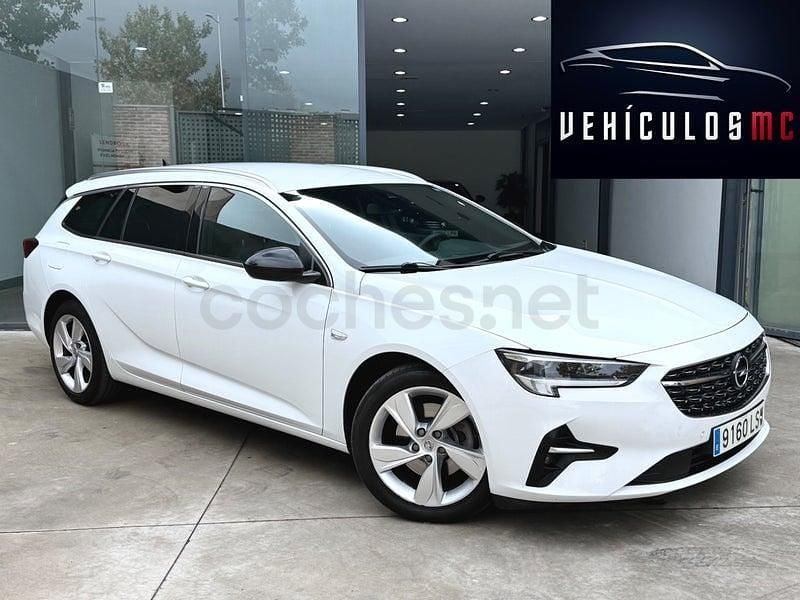 Usado Opel Insignia GS Line 122 CV (89 kW) 2021 Blanco Familiar