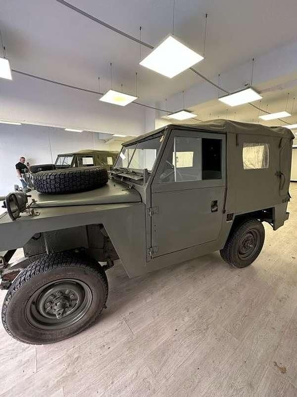 Begagnad Land Rover 88 1973 Grön SUV