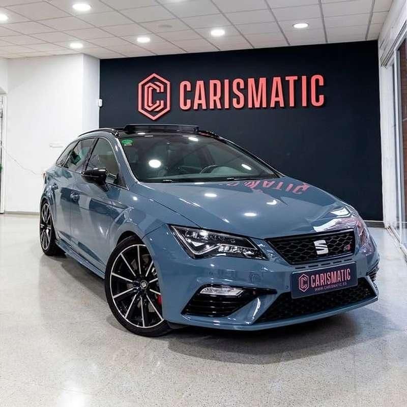 Usado Seat Leon ST 4Drive 300 CV (220 kW) 2018 Plateado Familiar