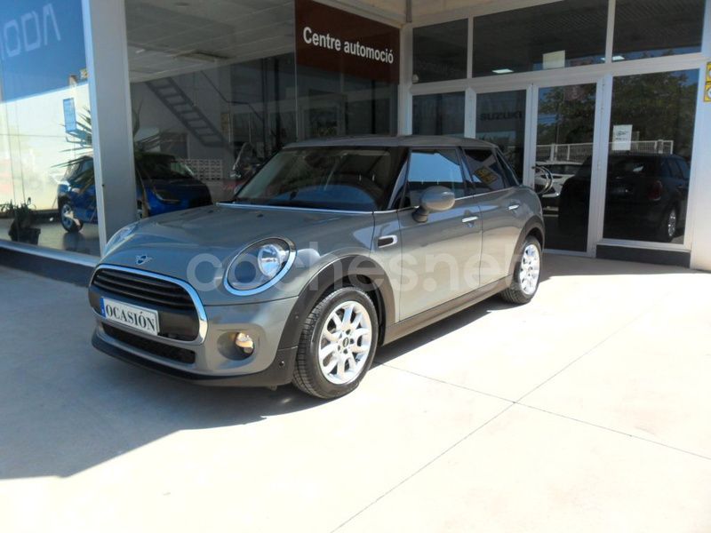 Gris / plata Usado 2019 Mini ONE Utilitario | 14.990 € (Precio justo) - Imagen 1/4