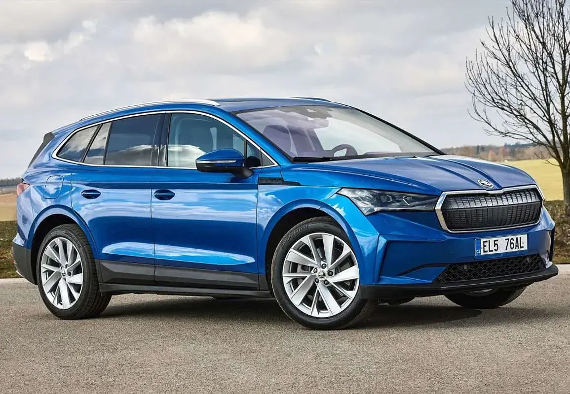 Usado Skoda Enyaq iV SportLine 150 kW (204 CV) 2023 Rojo SUV