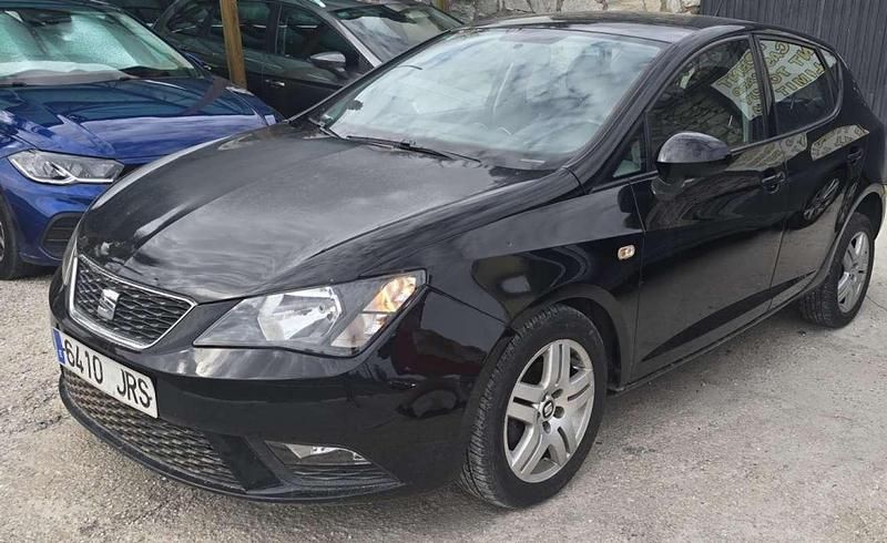 Usado Seat Ibiza Style 90 CV (66 kW) 2016 Negro Utilitario