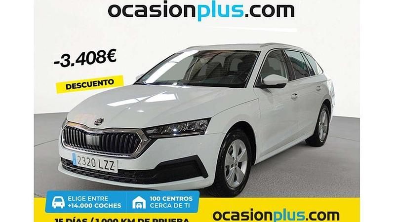Blanco Usado 2022 Skoda Octavia Ambition Familiar | 18.628 € (Precio justo) - Imagen 1/4