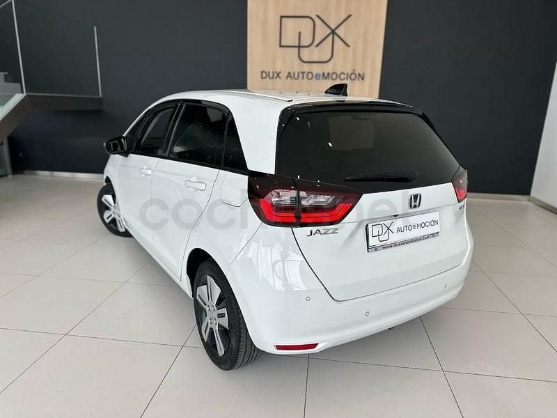 Usado Honda Jazz Executive 109 CV (80 kW) 2023 Blanco Utilitario
