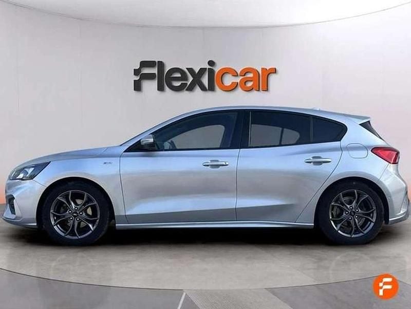 Begagnad Ford Focus ST-Line 125 HK (91 kW) 2019 Grå Halvkombi