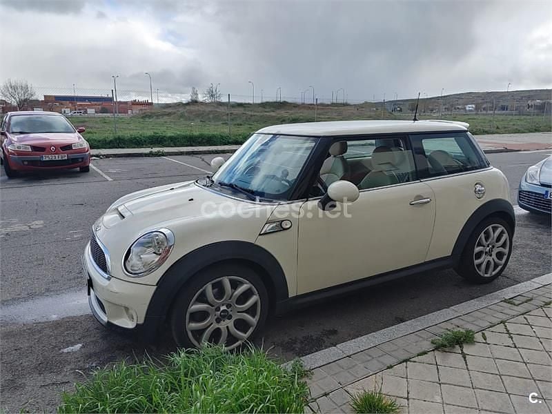 Usado Mini Cooper S 175 HP (128 kW) 2008 Branco Citadino