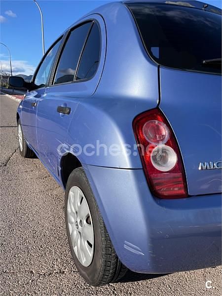 Usado Nissan Micra 60 CV (44 kW) 2003 Azul Utilitario