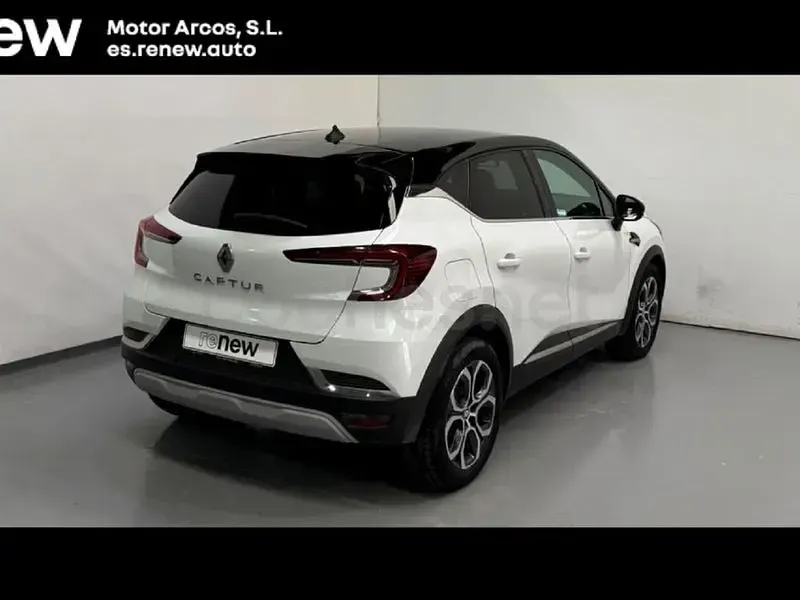 Usado Renault Captur 140 CV (102 kW) 2022 Blanco SUV