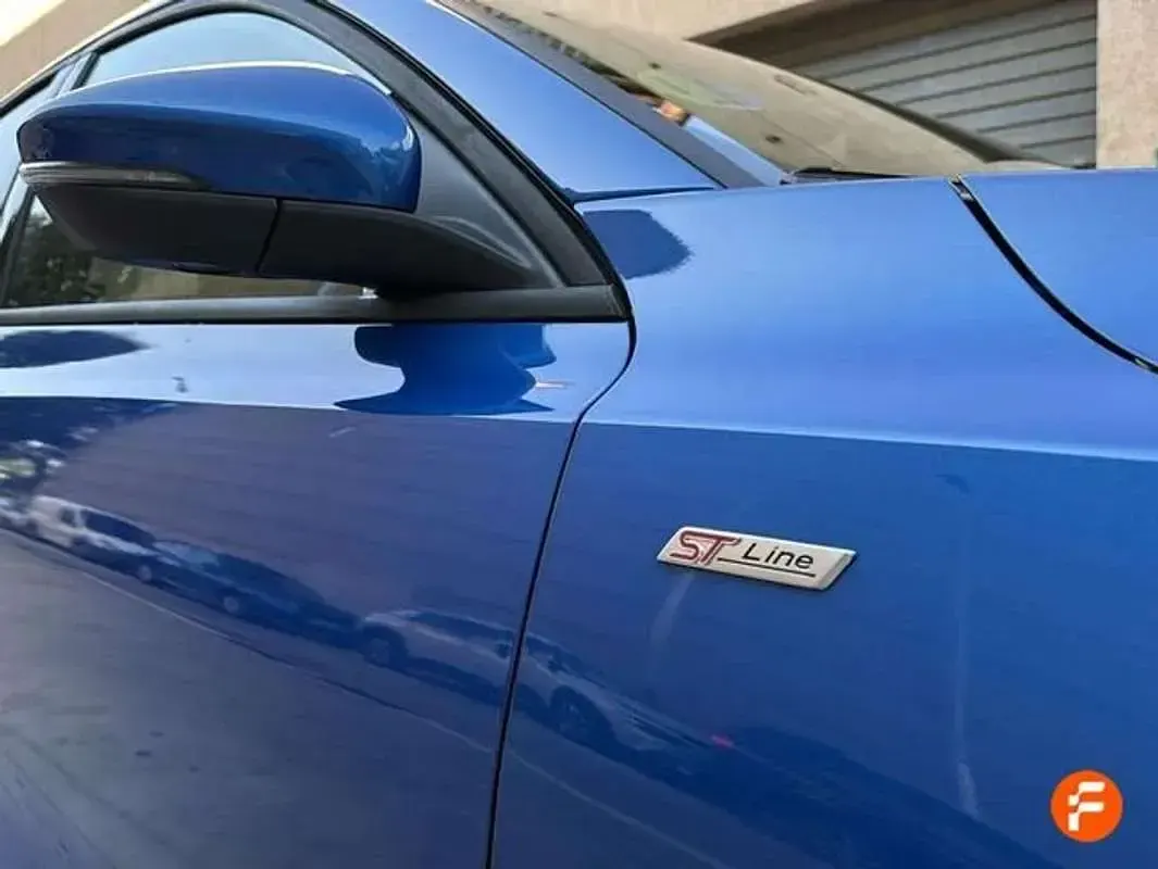 Usado Ford Focus ST-Line X 155 CV (114 kW) 2024 Azul Berlina