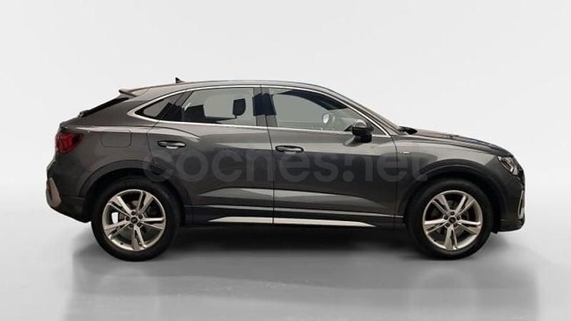 Usado Audi Q3 Sportback S-Line 150 CV (110 kW) 2023 Gris / plata SUV