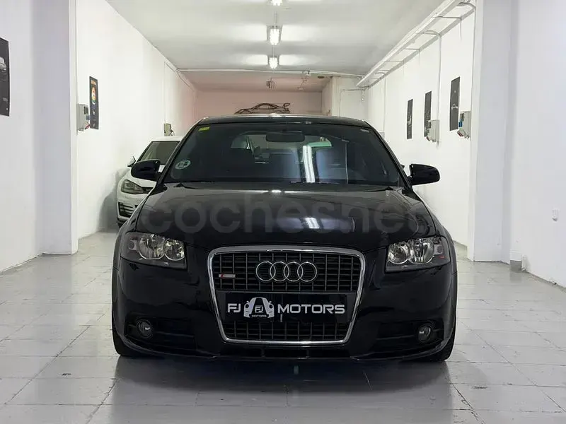 Usado Audi A3 Ambition 105 CV (77 kW) 2008 Negro Utilitario