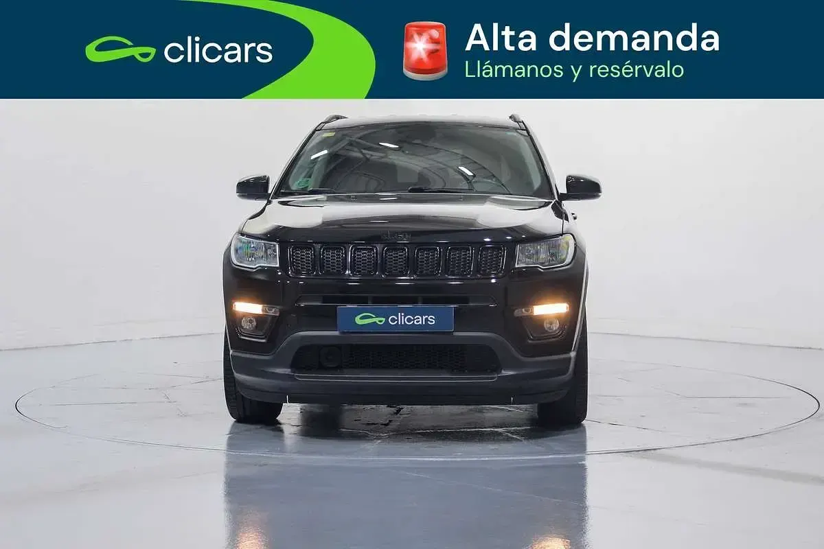 Occasion Jeep Compass Night Eagle 140 PK (102 kW) 2018 Zwart SUV