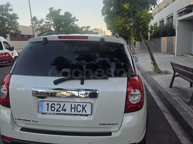 Usado Chevrolet Captiva 150 CV (110 kW) 2011 Beige SUV