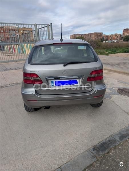 Usado Mercedes B200 140 CV (102 kW) 2007 Marrón Monovolumen