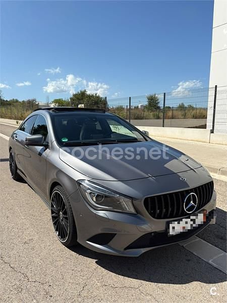 Gris / plata Usado 2016 Mercedes CLA200 Berlina | 23.000 € (Un poco caro) - Imagen 1/4