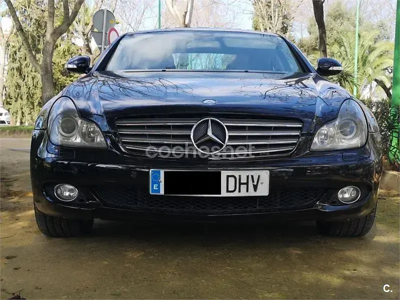 Usado Mercedes CLS500 306 CV (225 kW) 2005 Negro Coupe