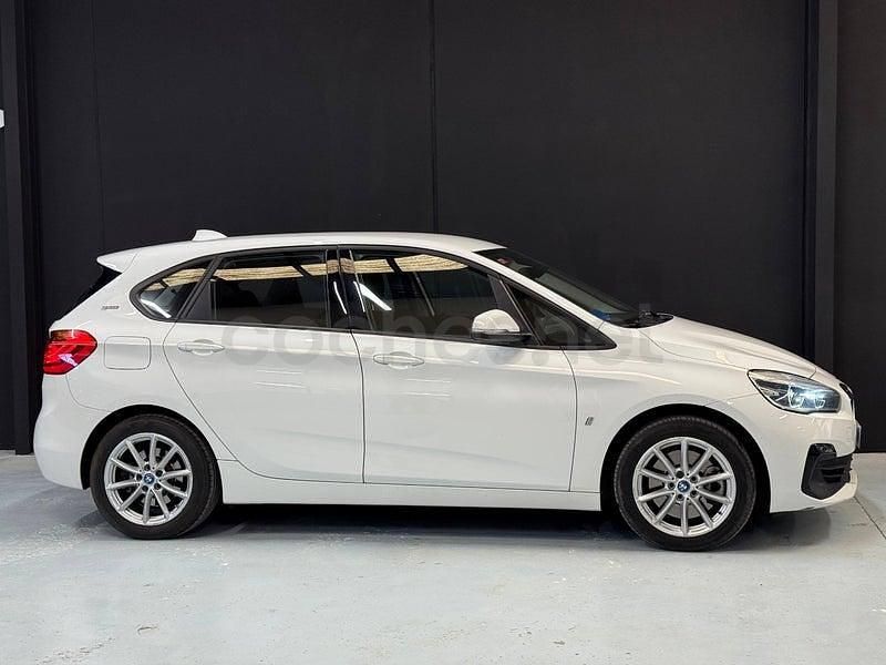 Usado BMW 225 Active Tourer iPerformance 224 CV (164 kW) 2018 Blanco Monovolumen
