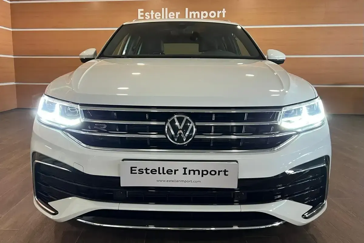 Usado VW Tiguan R-line 150 CV (110 kW) 2021 Blanco SUV