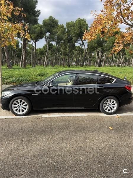 Negro Usado 2015 BMW 530 Gran Turismo Berlina | 17.800 € - Imagen 1/4