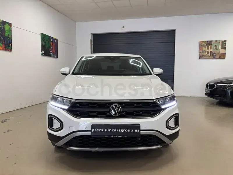 Usado VW T-Roc Life 110 CV (80 kW) 2023 Blanco SUV
