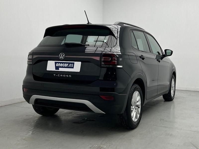 Usado VW T-Cross Advance 110 CV (80 kW) 2023 Negro SUV
