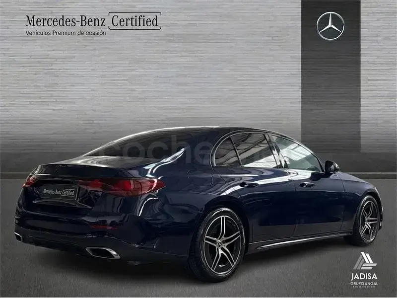 Usado Mercedes E220 197 CV (144 kW) 2024 Azul Berlina