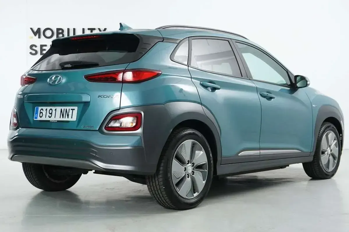 Usado Hyundai Kona Style 150 kW (204 CV) 2020 Azul SUV