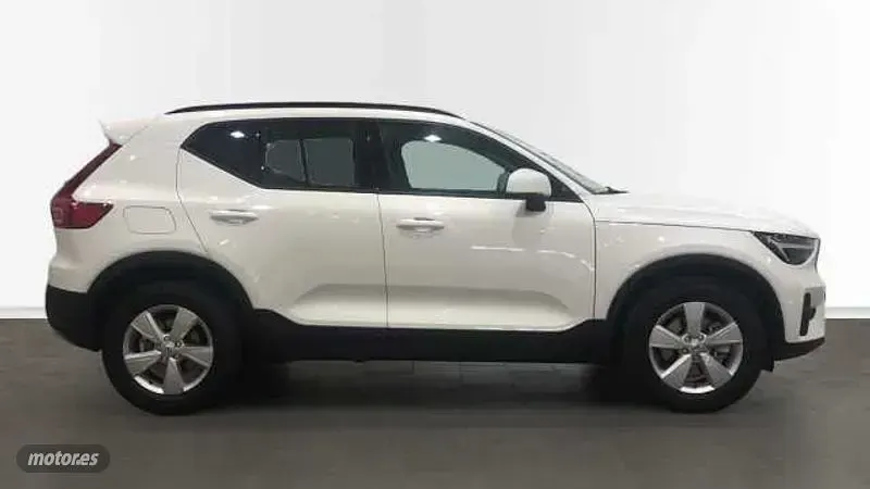 Nuevo Volvo XC40 2026 Blanco SUV