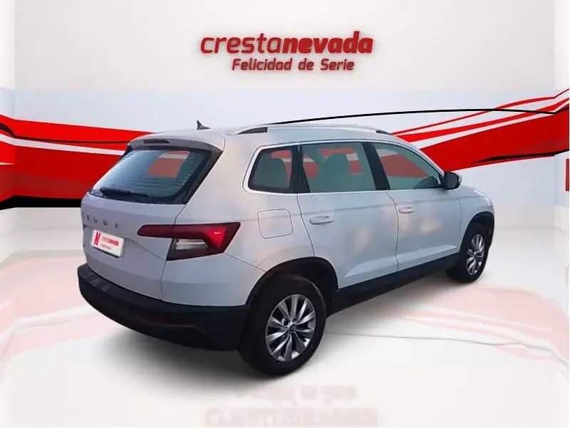 Usado Skoda Karoq Ambition 110 CV (80 kW) 2021 SUV