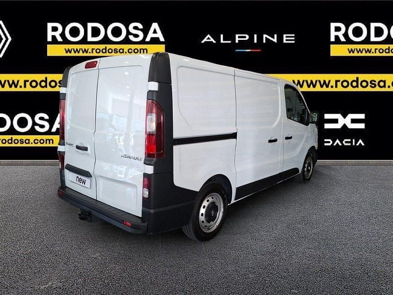 Usado Renault Trafic 120 CV (88 kW) 2018 Blanco Monovolumen
