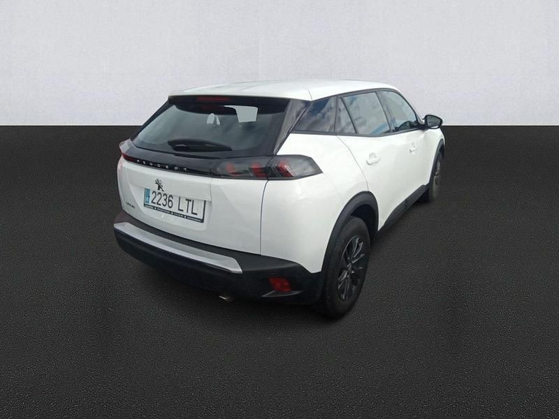 Usado Peugeot 2008 Active 110 CV (80 kW) 2021 Blanco SUV