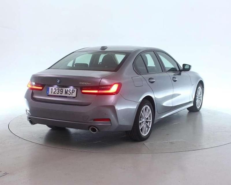 Usado BMW 320e 204 CV (150 kW) 2024 Gris Berlina