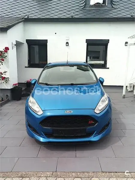 Usado Ford Fiesta Sport 125 CV (91 kW) 2014 Azul Utilitario