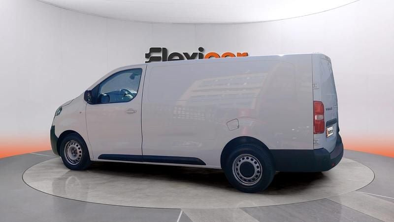 Usado Opel Vivaro 102 HP (75 kW) 2022 Branco Monovolume