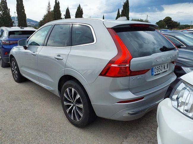 Usado Volvo XC60 Plus 197 CV (144 kW) 2023 Gris plata SUV