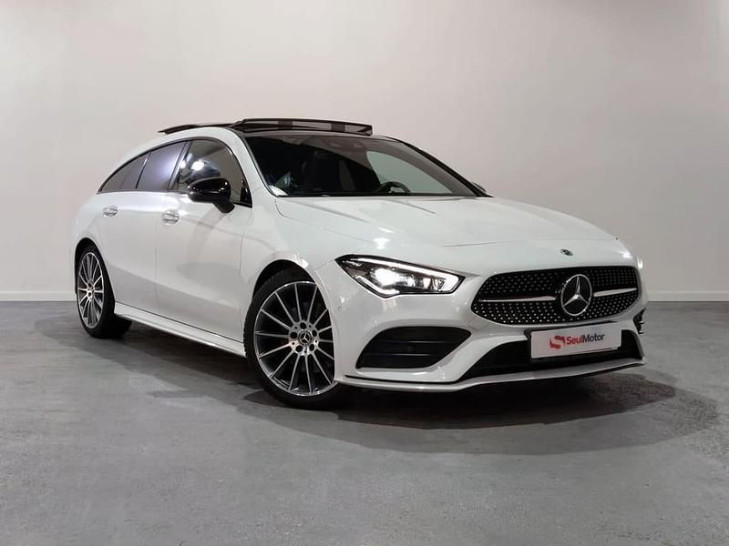 Usado Mercedes CLA200 Shooting Brake 163 CV (119 kW) 2020 Blanco Familiar