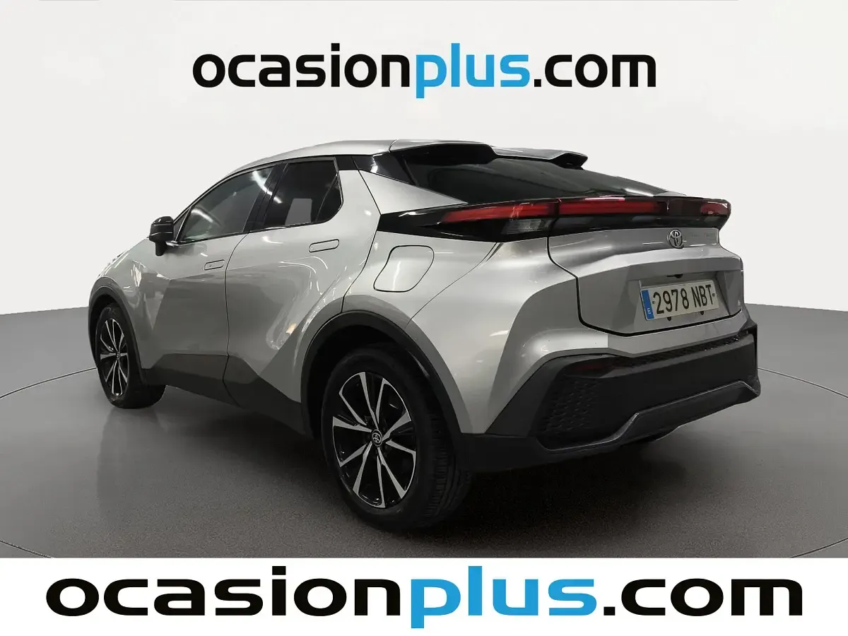 Usado Toyota C-HR Advance 140 CV (102 kW) 2025 Gris SUV