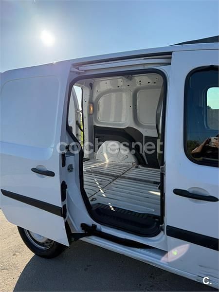 Usado Renault Kangoo 90 CV (66 kW) 2017 Blanco Monovolumen