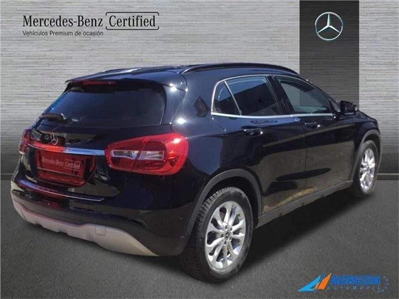 Usado Mercedes GLA180 122 CV (89 kW) 2019 SUV