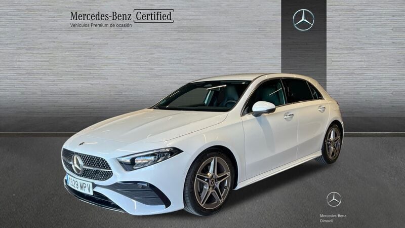 Blanco digital Usado 2024 Mercedes A200 AMG line Berlina | 36.500 € (Precio justo) - Imagen 1/4