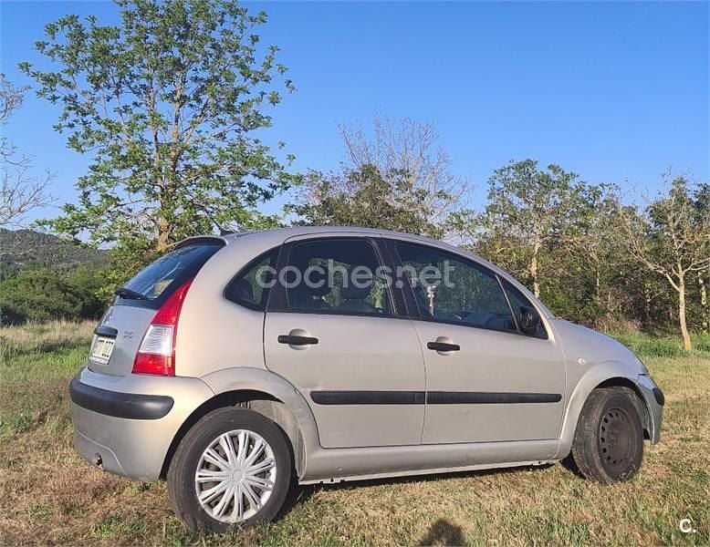 Usado Citroën C3 Furio 75 HP (55 kW) 2006 Bege Sedan