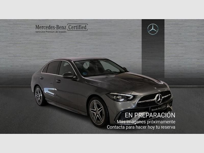 Usado Mercedes C200 AMG line 204 CV (150 kW) 2022 Gris / plateado Berlina