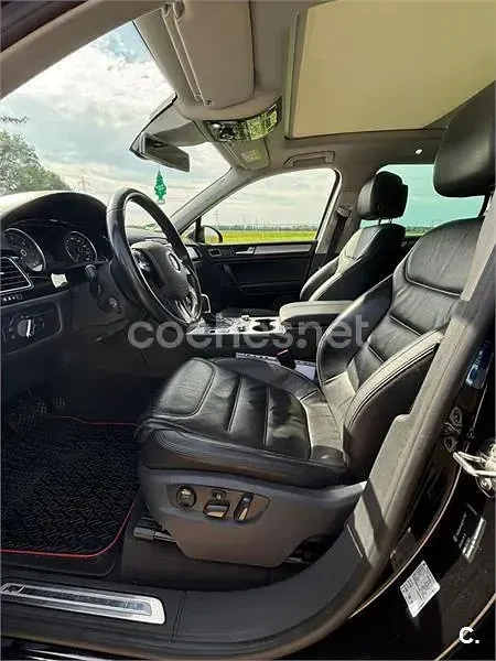 Usado VW Touareg R-line 245 CV (180 kW) 2014 Negro SUV